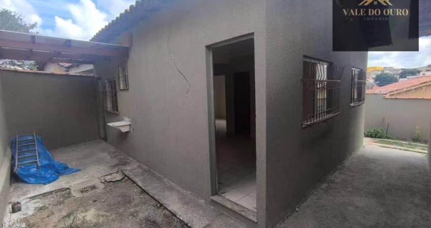 Casa com 2 dormitórios à venda, 55 m² por R$ 180.000 - São Pedro - Esmeraldas/MG