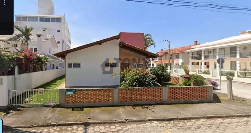 Ótima casa em excelente localização na praia de palmas. - ca1496