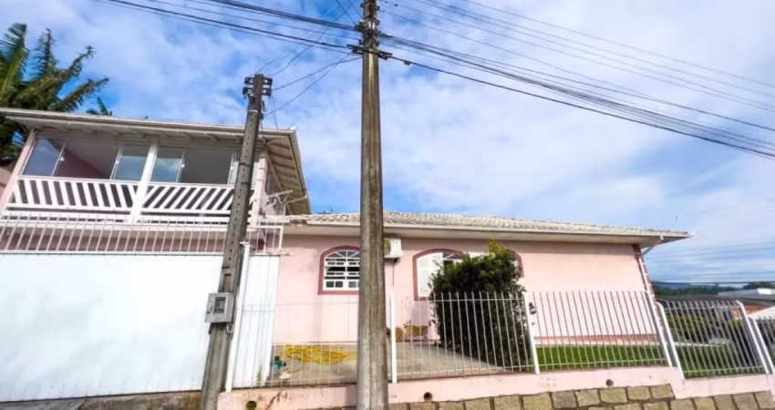 CASA DE 3 QUARTOS - 2 SUÍTES  - CA930