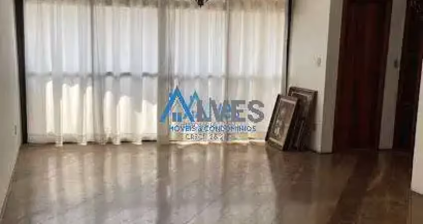 Apartamento com 120m² e 3 dormitórios
