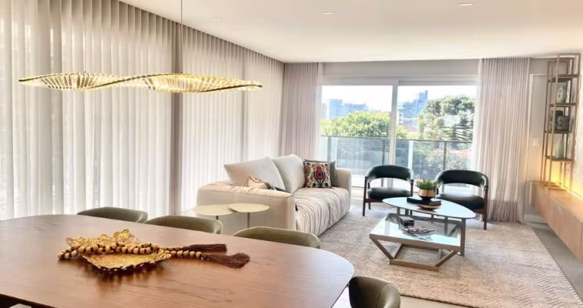 Apartamento para Venda - 176.52m², 3 dormitórios, sendo 3 suites, 3 vagas - São Pelegrino