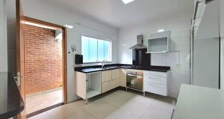 Sobrado para Venda em Santo André, Parque Erasmo Assunção, 3 dormitórios, 1 suíte, 3 banheiros, 2 vagas