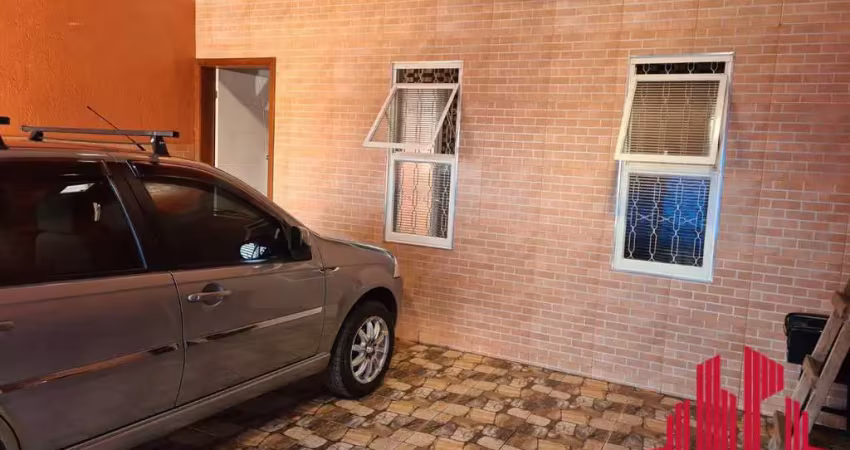 Casa 03 dormitórios com 01 suíte no jardim botucatu