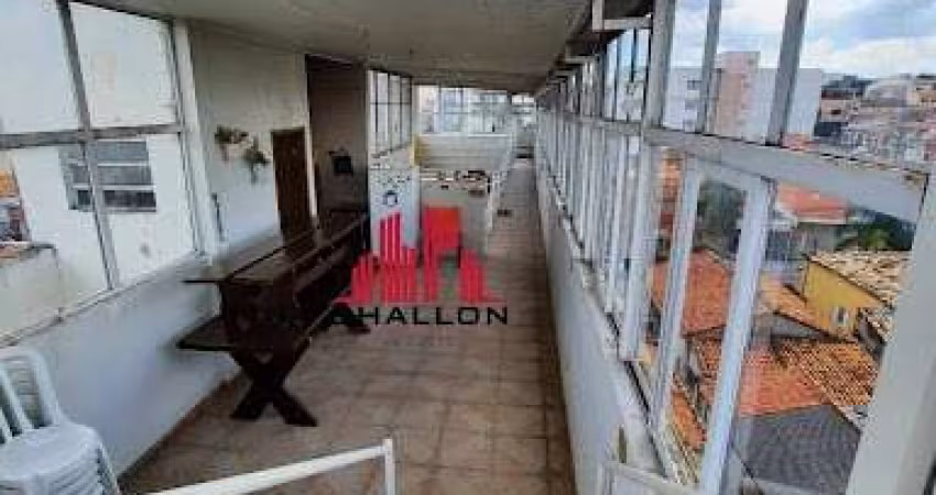 Sobrado residencial e comercial em Santa Rosália