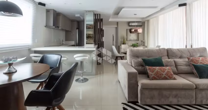 APARTAMENTO DE ALTO PADRÃO COM 3 QUARTOS SENDO 3 SUÍTES NO CENTRO DE FLORIANÓPOLIS/SC