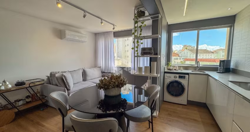 APARTAMENTO DE 1 QUARTO COM VISTA PANORÂMICA E MOBILIADO NO CENTRO DE FLORIANÓPOLIS/SC