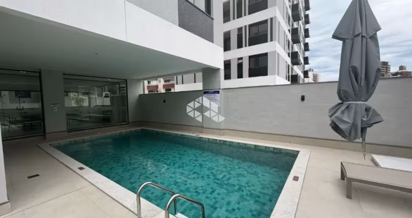 APARTAMENTO NO ESTREITO COM 2 SUÍTES 2 VAGAS DE GARAGEM E VISTA PANORÂMICA