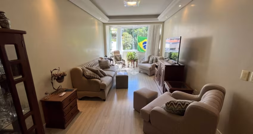 APARTAMENTO SEMIMOBILIADO COM 3 QUARTOS SENDO 1 SUÍTE E 1 VAGA DE GARAGEM EM COQUEIROS FLORIANÓPOLIS