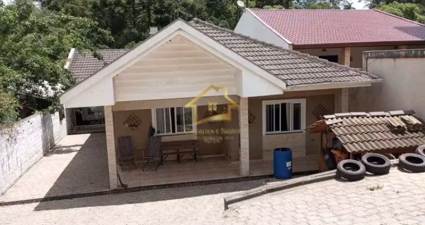 CASA COM PONTO COMERCIAL NO CENTRO DE QUATRO BARRAS