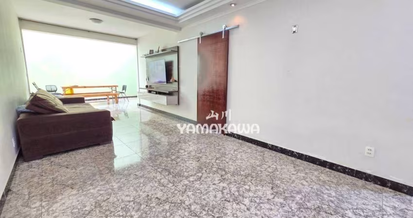 Sobrado com 4 dormitórios à venda, 320 m² por R$ 1.100.000,00 - Itaquera - São Paulo/SP