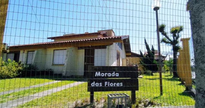 Casa geminada 2 dorm à venda no Bairro CAPÃO NOVO - 1 vaga de garagem