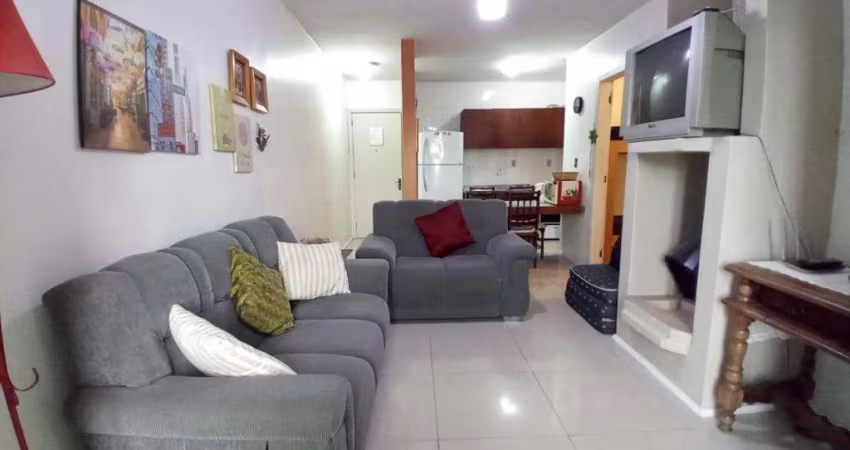Apartamento 01 Dorm e meio à venda no Bairro CAPÃO NOVO - 1 vaga de garagem