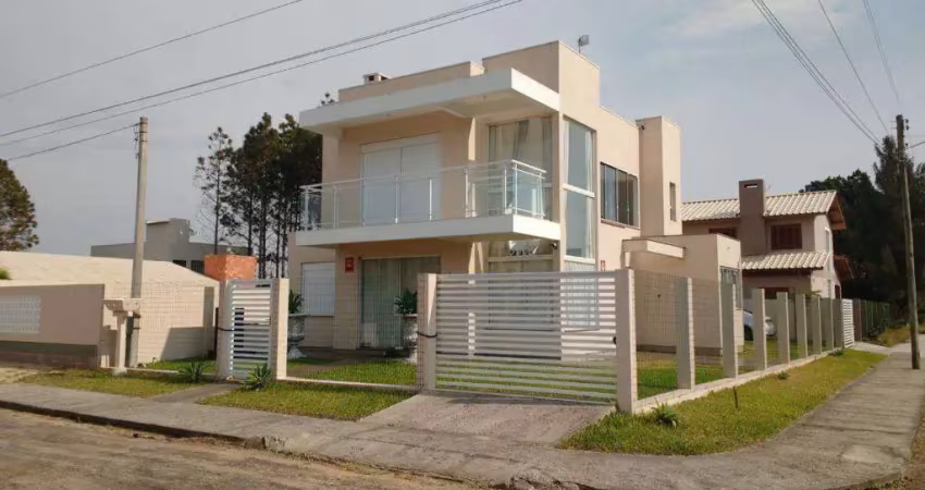 Casa 05 Dorm à venda no Bairro CAPÃO NOVO - 3 vagas de garagem