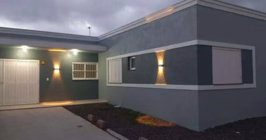 Casa 02 Dorm à venda no Bairro CURUMIM com 70 m² de área privativa - 2 vagas de garagem