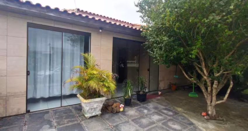 Casa 03 dorm à venda no bairro capão novo com 180 m² de área privativa - 2 vagas de garagem