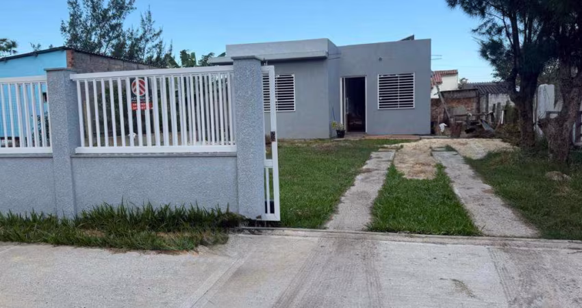 Casa 03 Dorm à venda no Bairro JARDIM BEIRA MAR com 78 m² de área privativa - 3 vagas de garagem