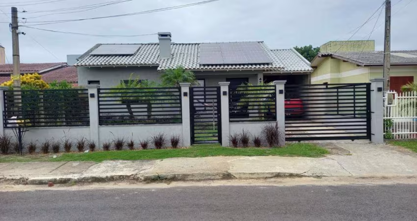 Casa 02 Dorm à venda no Bairro CAPÃO NOVO com 160 m² de área privativa - 2 vagas de garagem