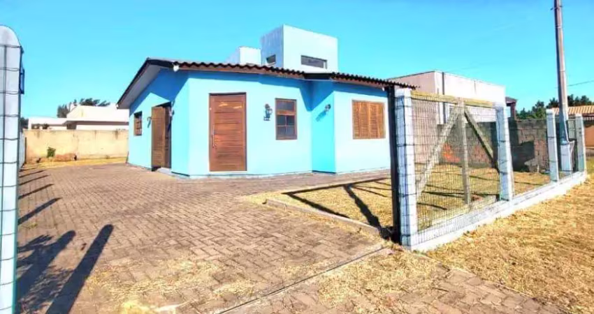 Casa 02 dorm à venda no bairro capão novo com 63 m² de área privativa - 3 vagas de garagem