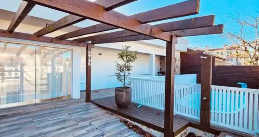 Casa 03 dorm à venda no bairro capão novo com 144 m² de área privativa - 1 vaga de garagem