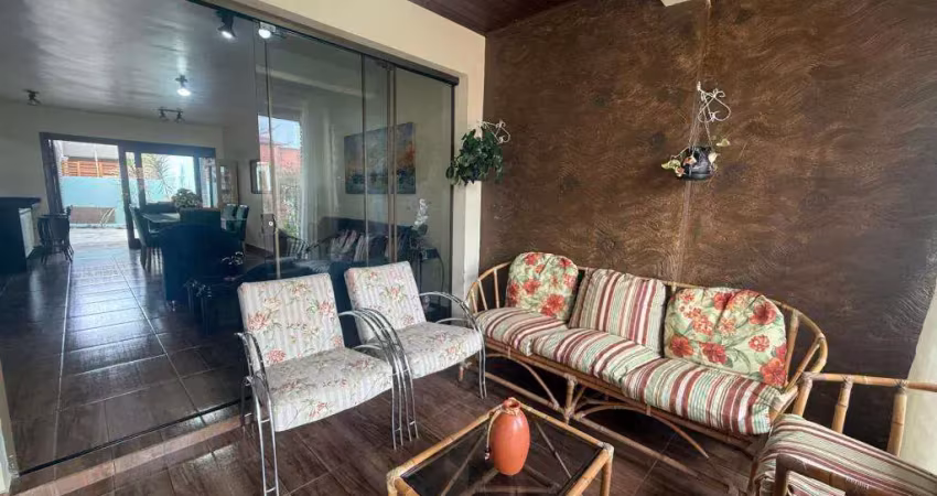 Sobrado 2 dorm e meio à venda no bairro capão novo com 126 m² de área privativa - 1 vaga de garagem