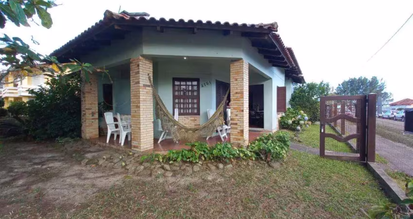 Casa 03 dorm à venda no bairro capão novo com 162 m² de área privativa - 3 vagas de garagem