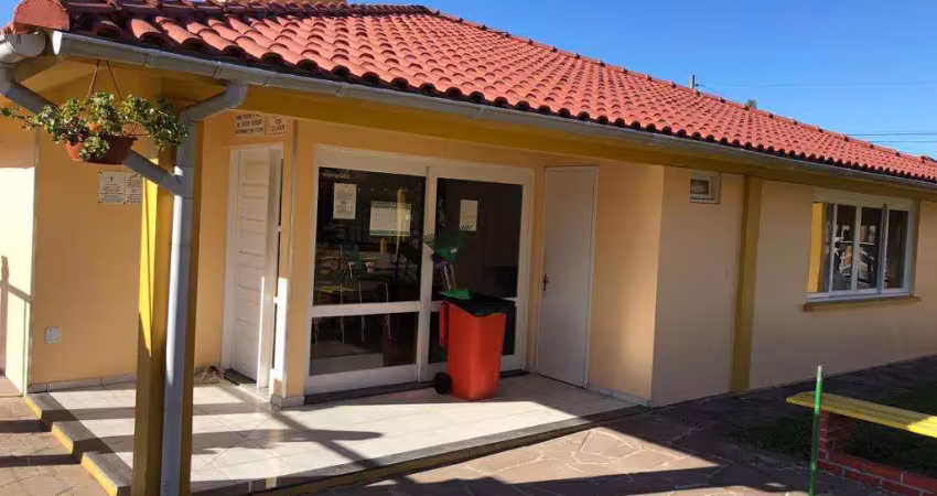 Sobrado 03 dorm à venda no bairro capão novo com 86 m² de área privativa - 1 vaga de garagem