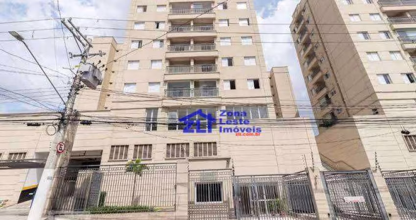 Apartamento todo reformado.