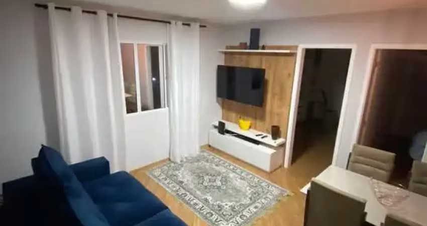 Apartamento térreo mobiliado para venda com 2 dormitórios no Parque do Zuzo.