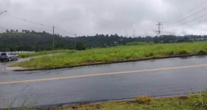 Lote a venda com 222m² no condomínio Paradise Gardens em Mogi das cruzes