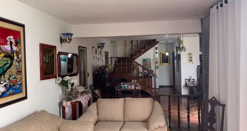 Sobrado para venda com 3 dormitórios no centro de Mogi das Cruzes