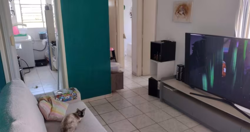 Apartamento para venda 2 dormitórios no Condomínio Amarais 3 no Jardim Esperança