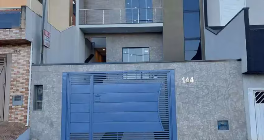 Sobrado novo para venda com 3 dormitórios na Vila Di César em Mogi das Cruzes.