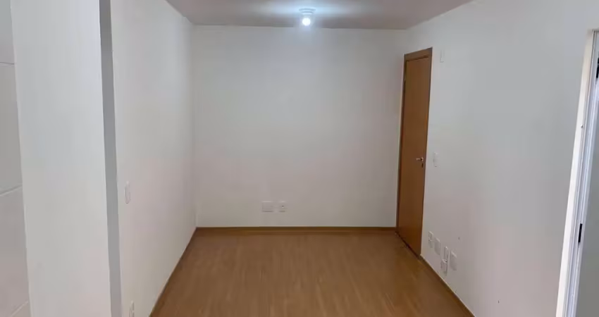 Apartamento térreo com quintal para venda 2 dormitórios no Cond. Morada Paulista