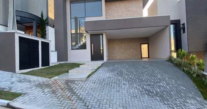 Sobrado novo para venda com 3 suítes e piscina no Condomínio Mosaico Essence.