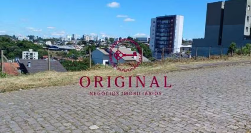 Terreno à venda na Rua Lauro Machado, 397, Kayser, Caxias do Sul