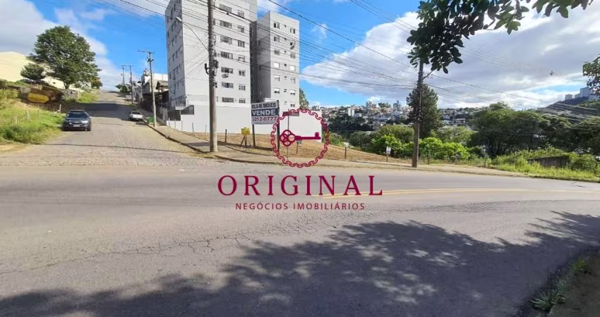 Terreno à venda na Rua Antônio Broilo, Cruzeiro, Caxias do Sul