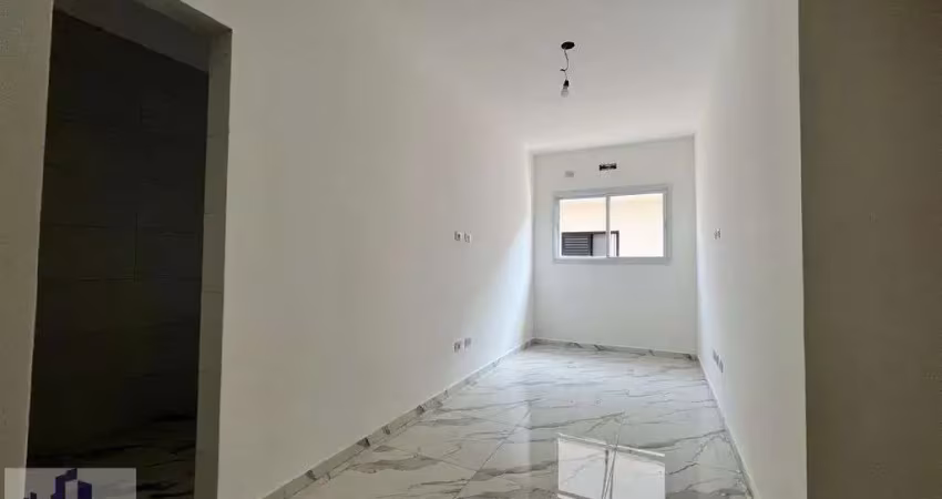 Casa sobreposta alta em condomínio 2 quartos – tude bastos, praia grande/sp