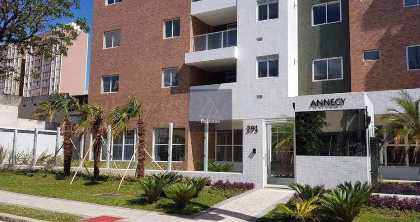 Apartamento 3 quartos com suíte.  77 m² privativos. 1 vaga. Sacada com churrasqueira. Face Leste.
