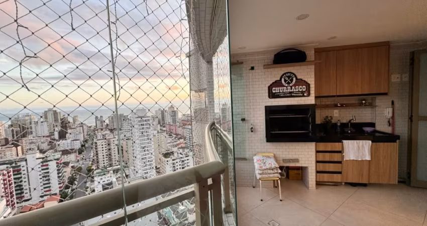 Linda cobertura no canto do forte de Alto Padrão
