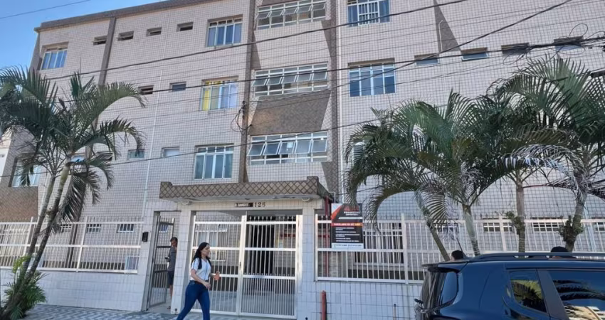 Kit net pé na areia no maracanã 50 metros da praia