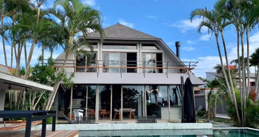 Casa com 8 quartos à venda no Centro, Florianópolis 