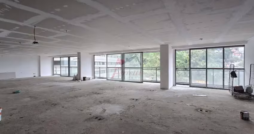 Sala comercial para alugar na Rua Alexandre Gusmão, 11, Valongo, Santos