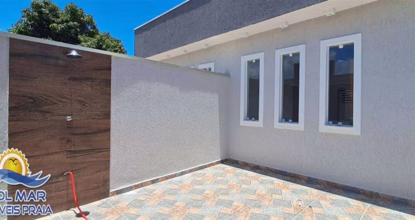 Casa Indepêndente com 02 dormitórios-Súite-Piscina-Itanhaem-SP