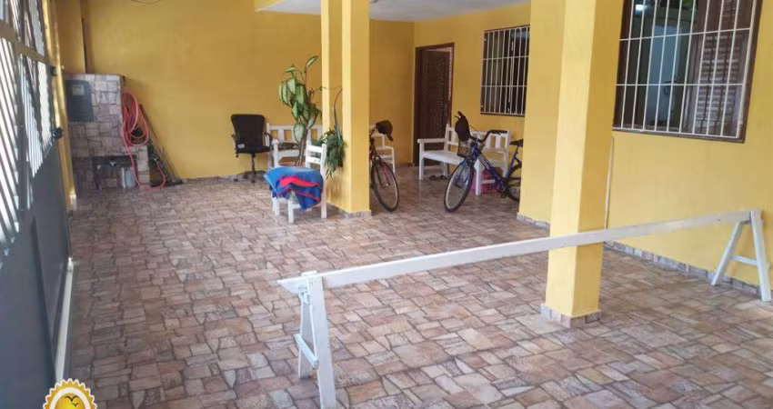 Casa Individual de 03 dormitórios sendo 03 banheiros-Solemar-Praia Grande