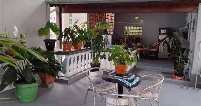 Casa Isolada de 02 dormitórios sendo 01 suite- Saúde-São Paulo