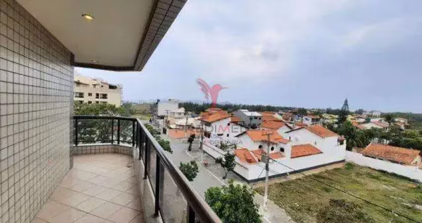 Excelente apartamento com vista parcial para o mar em Cabo Frio