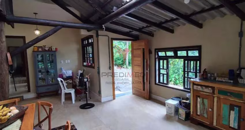 Sitio em blumenau, documentação tudo ok estrutura da casa com 8 caminhoes de concreto