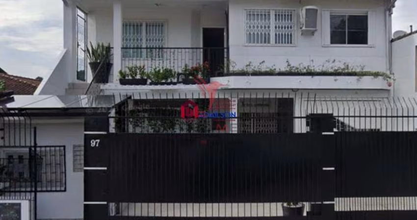 Edif. RESIDENCIAL VENDA COM 5 APTOS DE 1 DORM UM BANHEIROS TODOS MOBILIADOS E JÁ LOCADOS