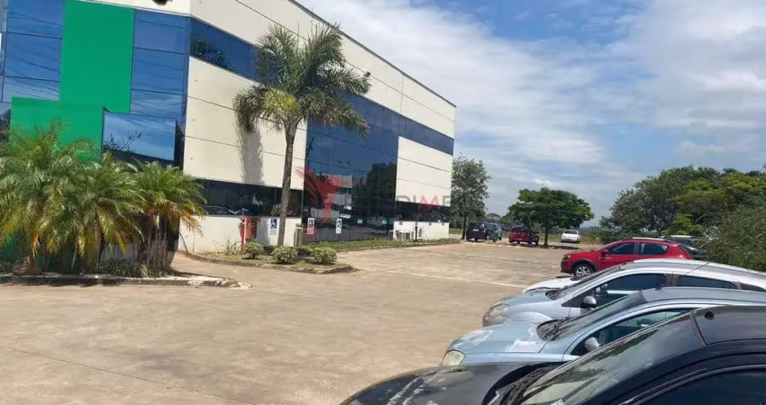 Prédio comercial/industrial com total segurança e tranquilidade