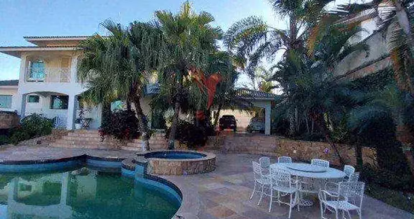 Sobrado no Portal das Colinas com 3 Suites, salão de festas e piscina. Guaratinguetá